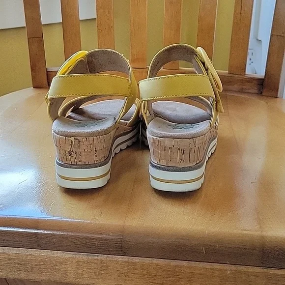 Spring Step Suede Sandal - Picture 3 of 7